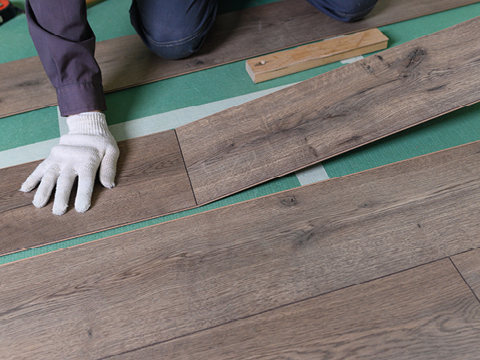 7+1 gyakori hiba a laminált padló fektetésekor. Erre figyelj!